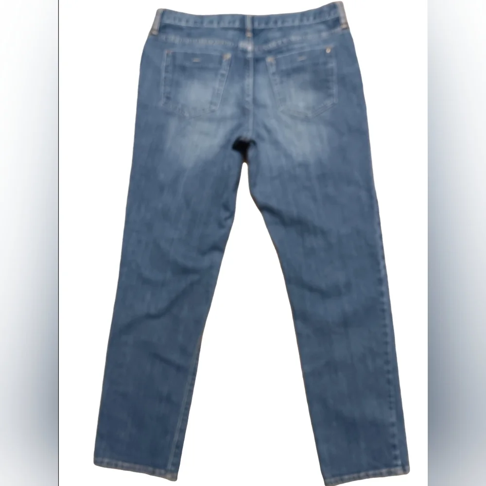 Eddie Bauer Relaxed Boyfriend Jeans Classic Style with Chic Embroidery - Picture 4 of 10